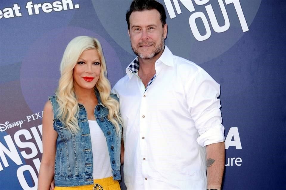 Tori Spelling y Dean McDermott dieron a conocer que se divorcian tras 18 años de matrimonio.