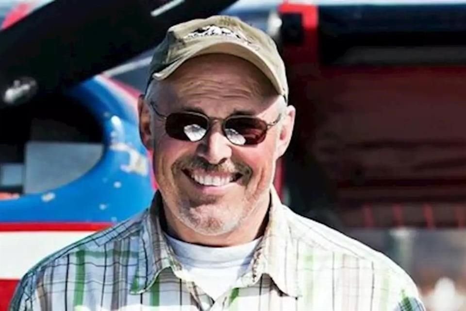 El piloto Jim Tweto, famoso por salir en la serie 'Flying Wild Alaska', de Discovery Channel, murió cuando su avioneta se estrelló.