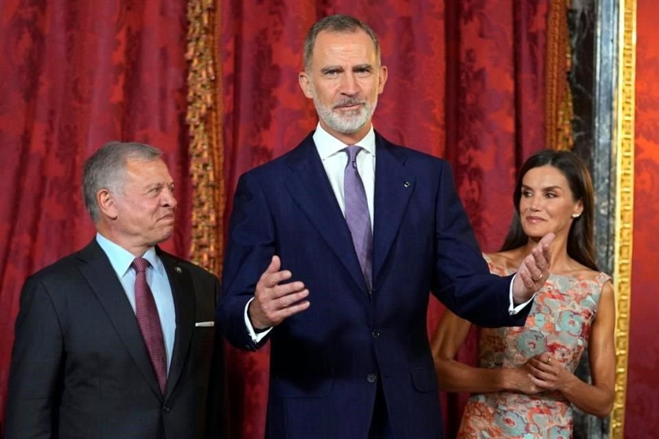 Los Reyes Felipe VI y Letizia de España se reunieron con los Reyes Abdalá y Rania de Jordania para un almuerzo en Madrid.