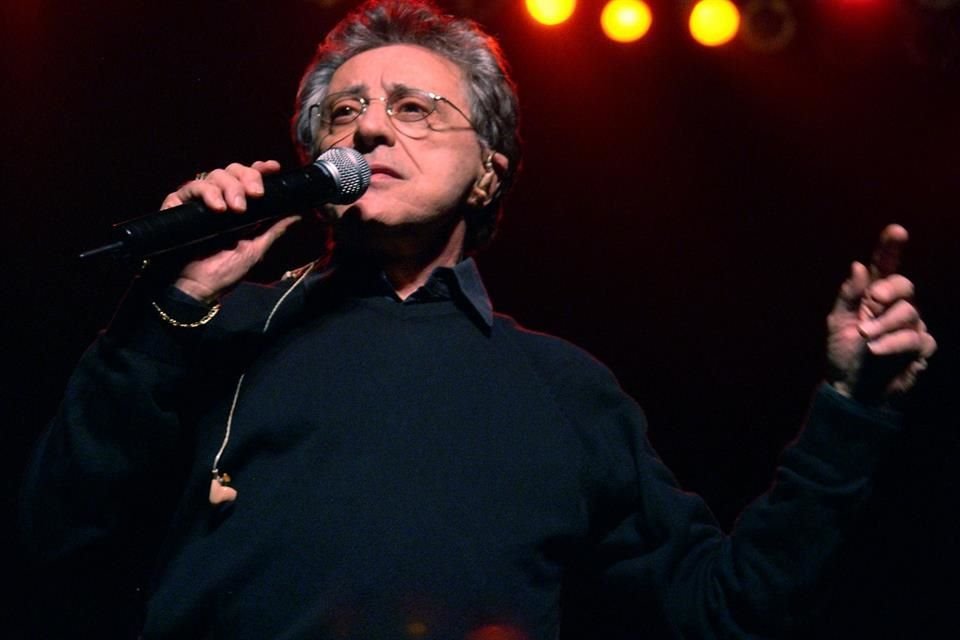 El cantante Frankie Valli se casó con Jackie Jacobs a los 89 años en Las Vegas.
