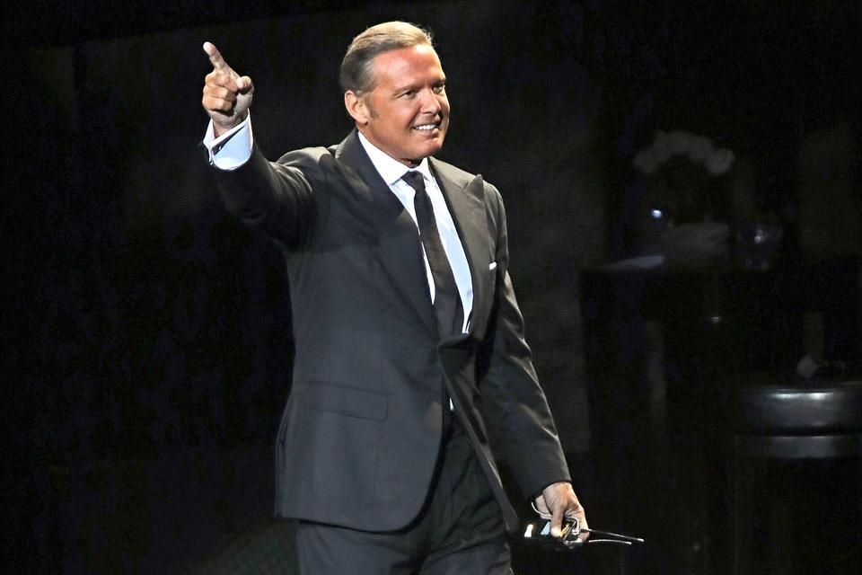 Los conciertos que dará Luis Miguel en la Arena están provocando una euforia sin precedentes, pues congregará a más de 150 mil personas.