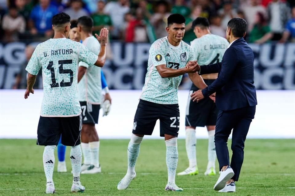 Jaime Lozano, DT de México, aseguró que conocer personal y profesionalmente a sus jugadores ayuda a sacar lo mejor de ellos en la cancha.