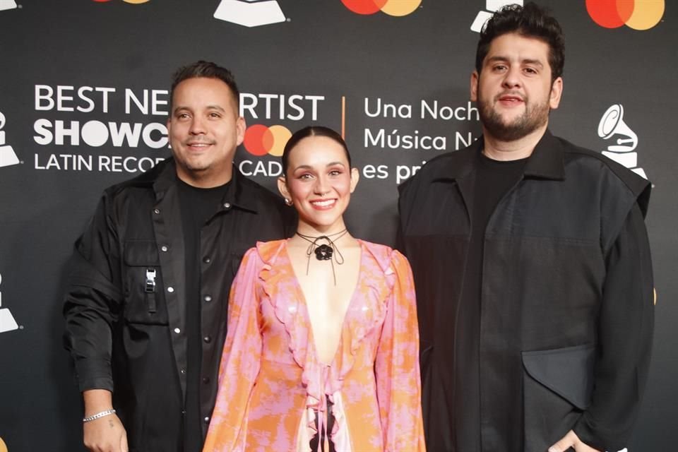 Matisse dio un concierto íntimo en la alfombra roja Best New Artist Showcase Latin Recording Academy, en la CDMX.