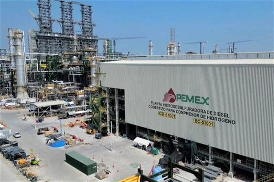 Pemex cargó alrededor de 112 mil barriles de coque de petróleo de la Olmeca en el buque Ocean Royal en el puerto de Dos Bocas el 11 de septiembre, según datos del servicio de seguimiento de buques Kpler.