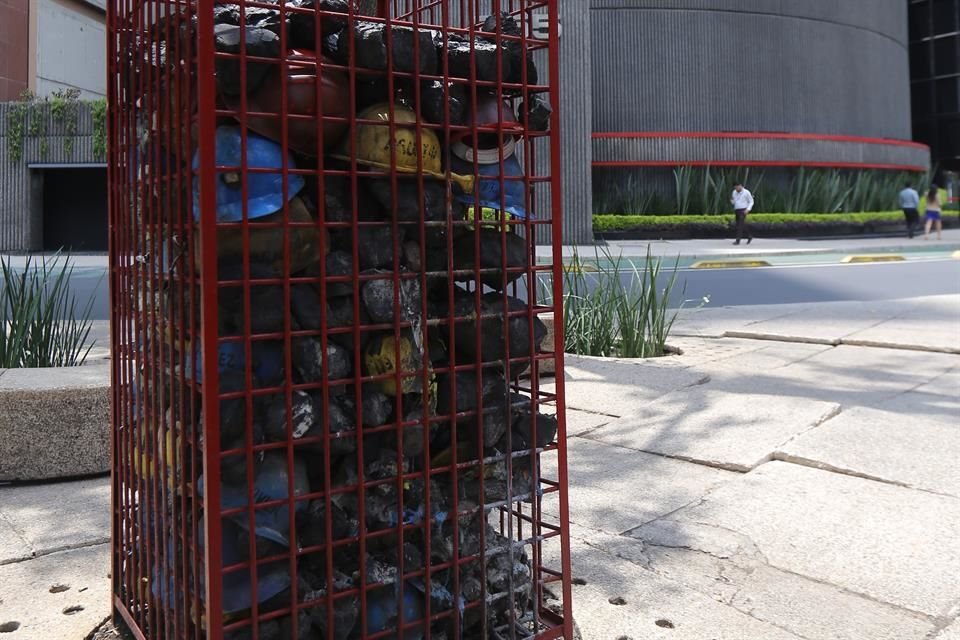 Los antimonumentos también han sido objeto de la vandalización, como fue el caso del memorial de Pasta de Conchos, en diciembre pasado.