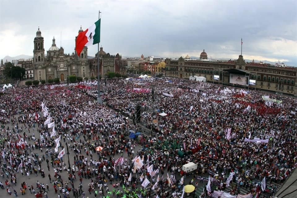 El Presidente Andrés Manuel López Obrador celebró este sábado primero de julio el quinto aniversario de su victoria electoral.