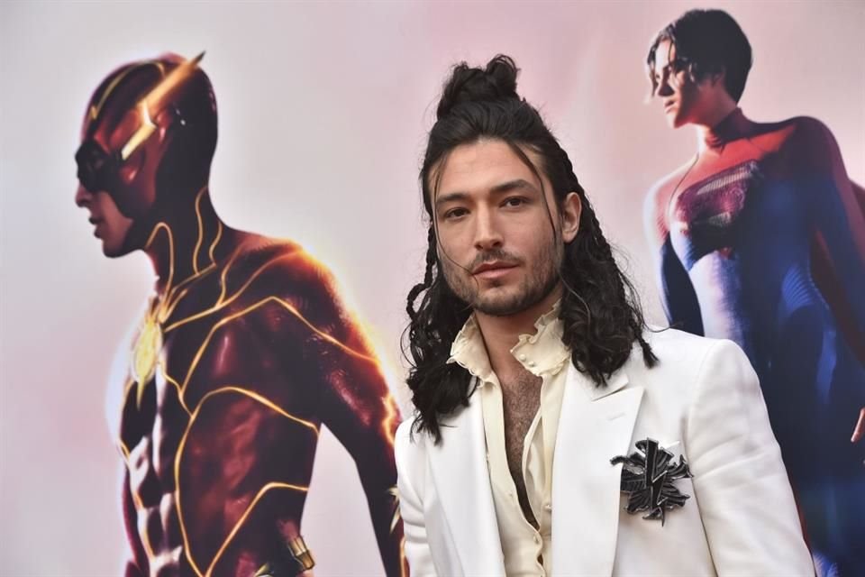 El actor Ezra Miller aseguró que las acusaciones de acoso en su contra son injustas.