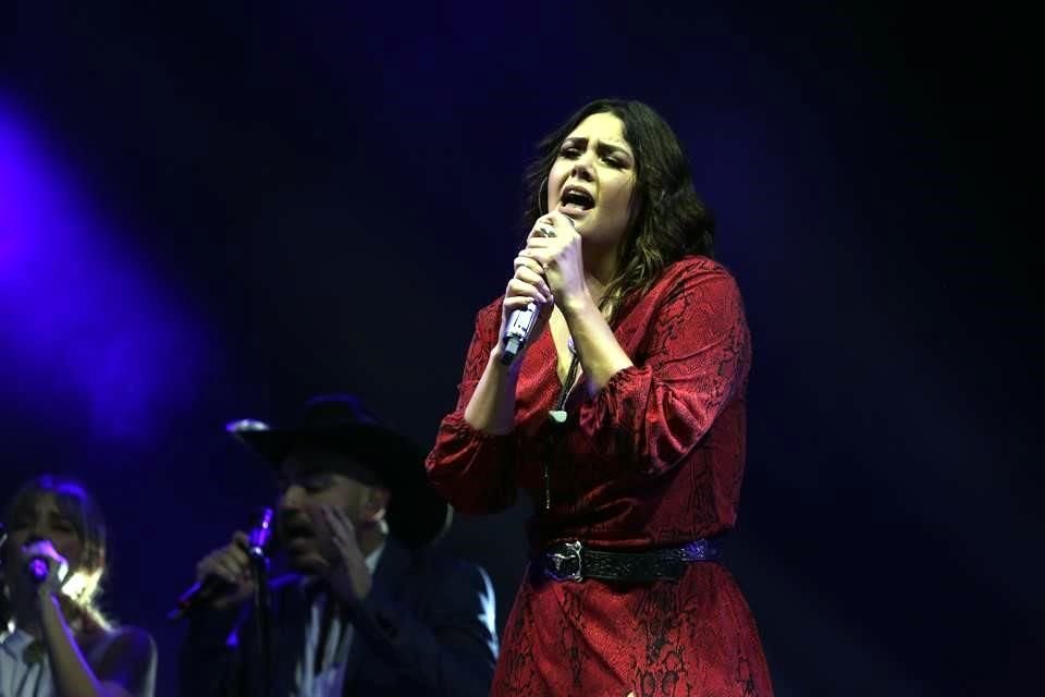 La cantante conquistó a 10 mil personas. 