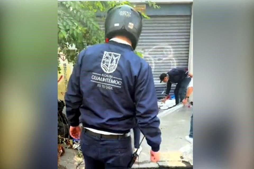 Un video mostró que como parte del 'Operativo Diamante', Sandra Cuevas retiró a personas sin techo de la vía pública de la Alcaldía Cuauhtémoc.