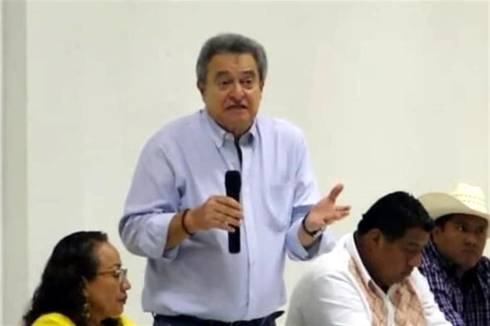 Pío López Obrador encabezó una reunión en apoyo a Marcelo Ebrard en Tuxtla Gutiérrez.