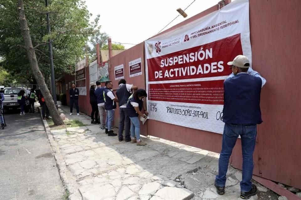 La PAOT suspendió una obra que se construye en una barranca del Bosque de Chapultepec.