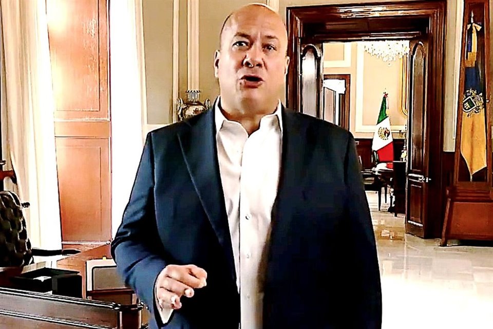 Gobernador Enrique Alfaro descartó ayer apuntarse como aspirante presidencial de MC, pero llamó a diálogo entre partidos opositores para formar frente común en 2024.