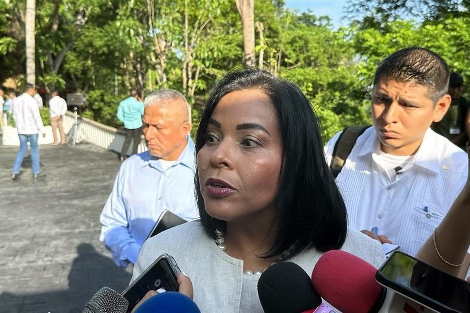 La Fiscal estatal, Sandra Valdovinos, informó sobre la carpeta de investigación abierta a la Presidenta Municipal de Chilpancingo.