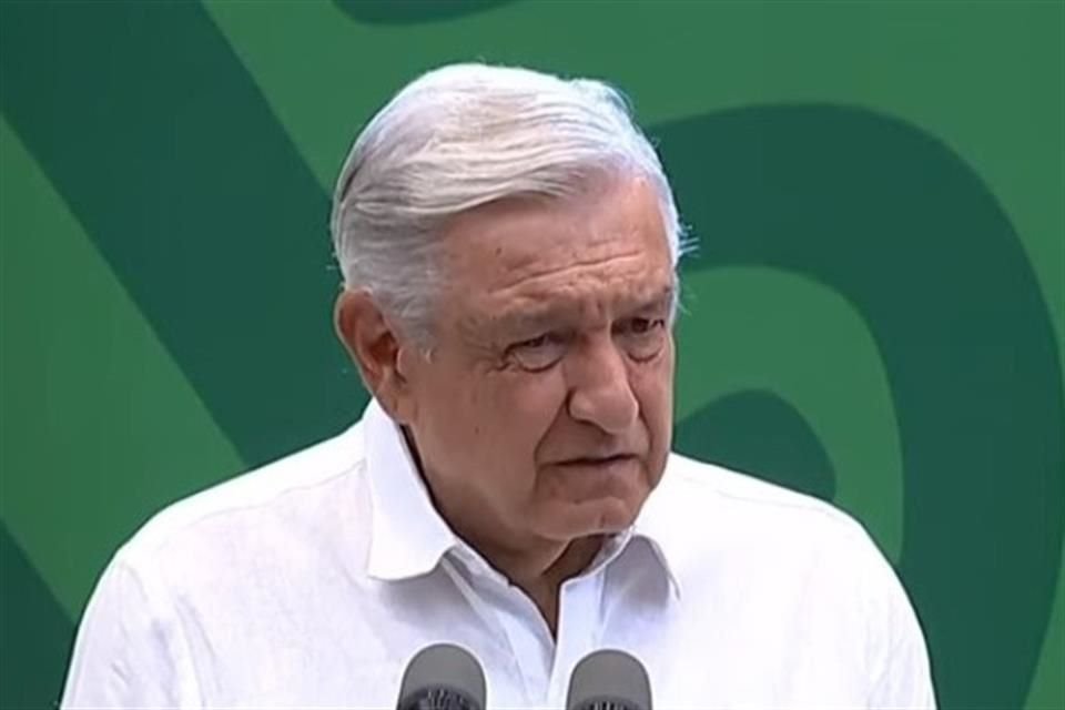 El Presidente López Obrador ha recibido sanciones por hacer comentarios sobre aspirante Xóchitl Gálvez y elecciones.