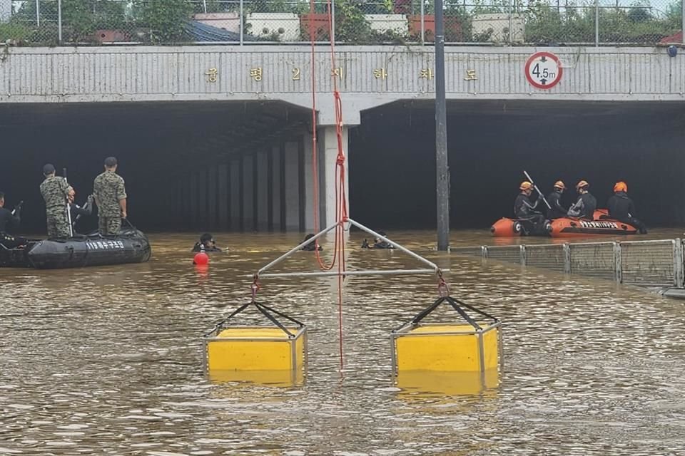 Al menos 33 personas han muerto y otras 10 están desaparecidas debido a inundaciones causadas por lluvias en Corea del Sur, según Gobierno.