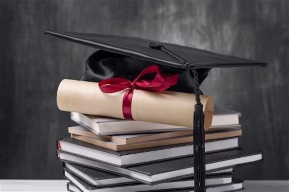 La elección de un método de titulación debe responder a los planes e intereses de cada estudiante, así como a su disponibilidad de tiempo.