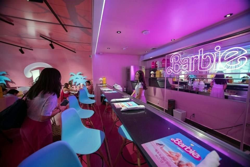 'It's a Barbie World' es el nombre de la cafetería temática de la muñeca más famosa del planeta, ahora en CDMX.