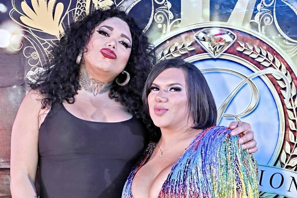 Paola Suárez (izq.) y Kimberly Irene convivieron con fans en un casino de la Ciudad, y confían que Wendy gane 'La Casa de los Famosos'.