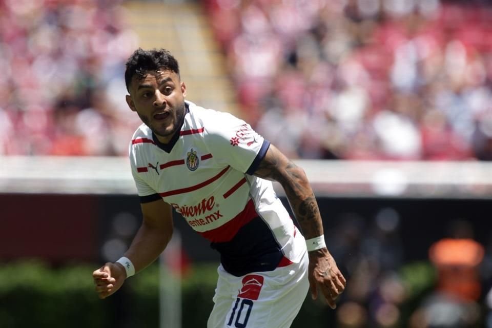 Alexis Vega admitió que dejó en el pasado su inmadurez e indisciplina en Chivas, que le costaron sanciones por infringir el reglamento interno.