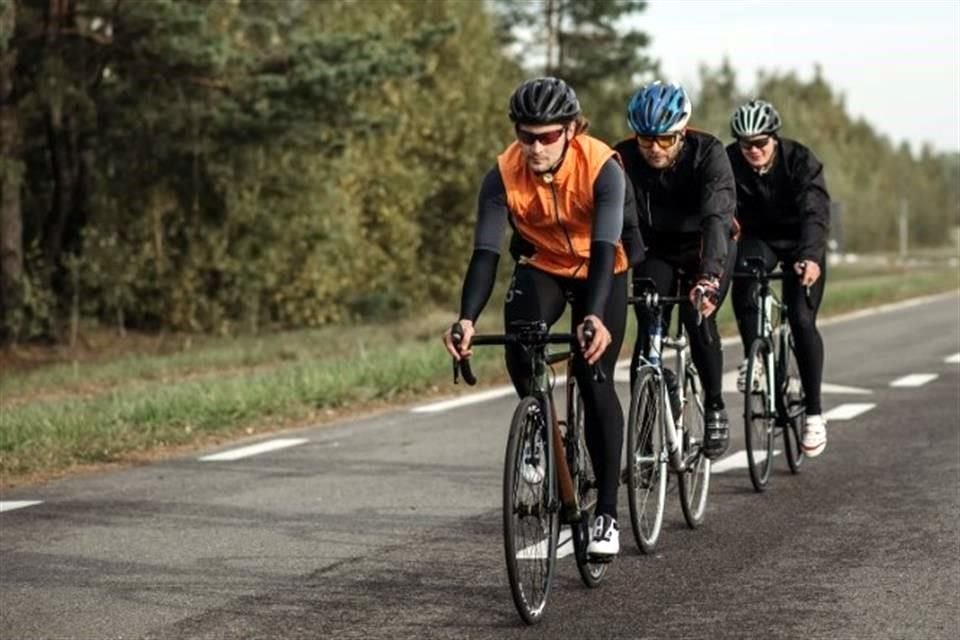 La bicicleta también es un gran medio de transporte.