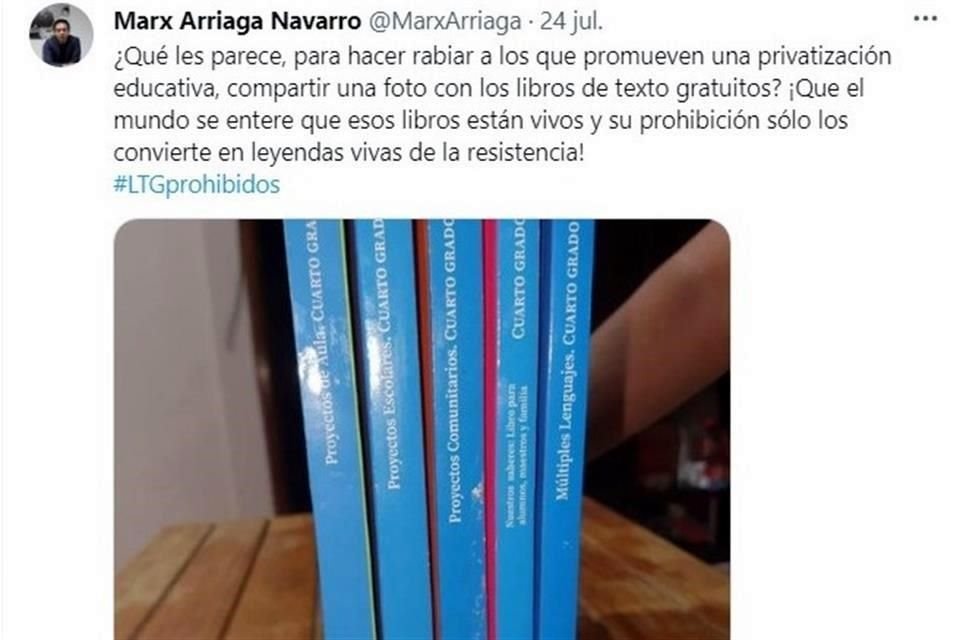 Marx Arriaga, funcionario de la SEP, lanzó una convocatoria para defender en redes sociales a los libros de texto.