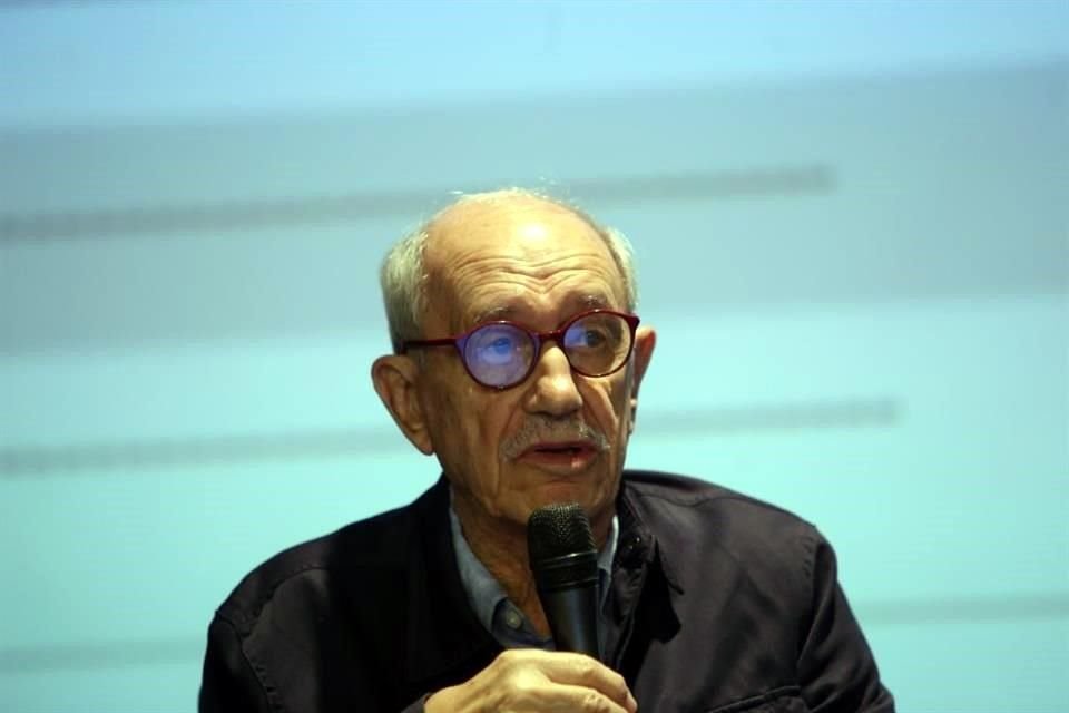 El antropólogo Néstor García Canclini participó en la conferencia inaugural del Coloquio Internacional ¿A Dónde Va la Gestión Cultural? Entre la crítica y la creatividad.