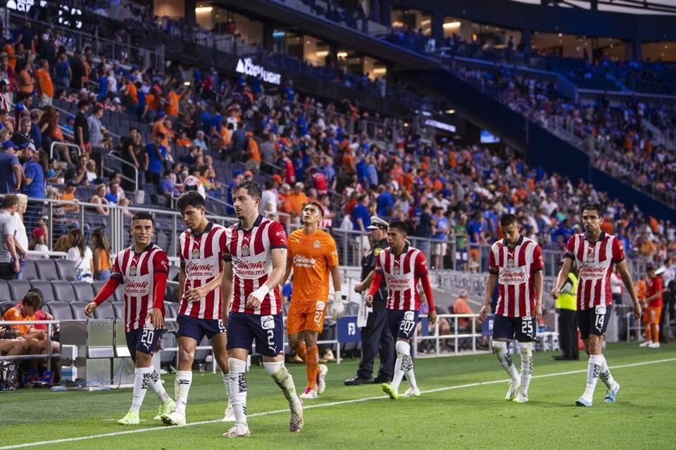 Chivas tuvo un debut de pesadilla en la Leagues Cup.