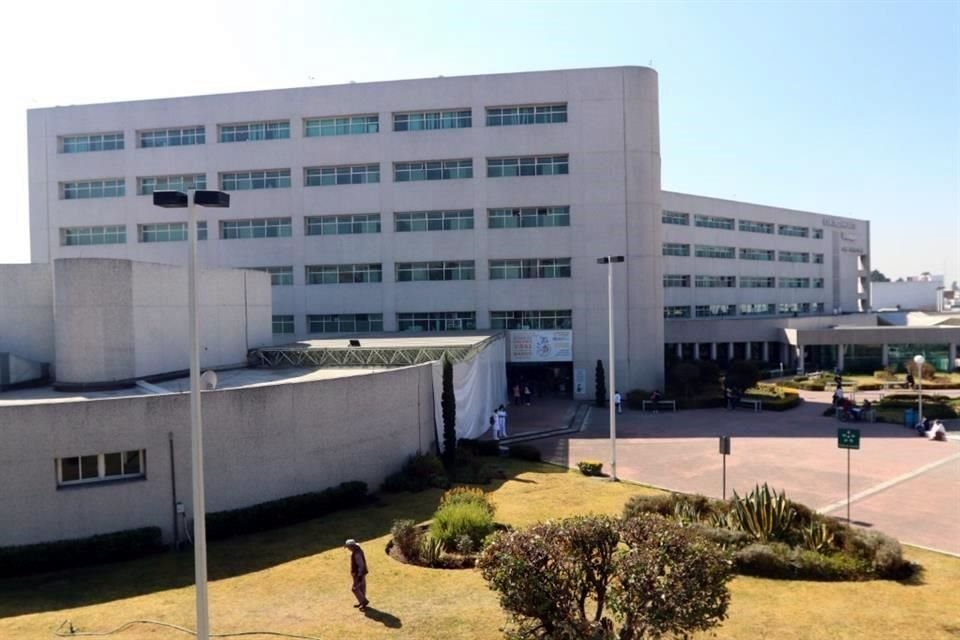 El Instituto de Seguridad Social del Estado de México y Municipios (ISSEMyM) utiliza el Expediente Médico Avanzado (EMA) que incluye el Sistema de Administración de Farmacias automatizado.