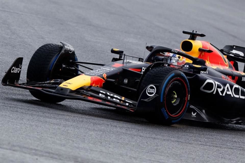 Max Verstappen en acción en Spa Francorchamps.