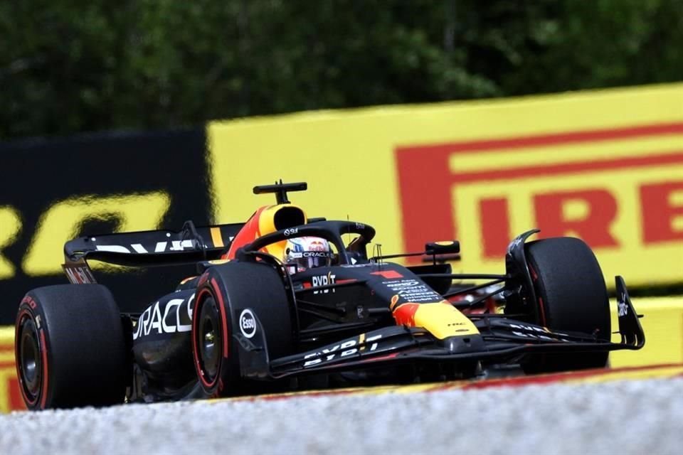 Max Verstappen no encontró rival en Bélgica y sumó su décimo triunfo de la temporada.