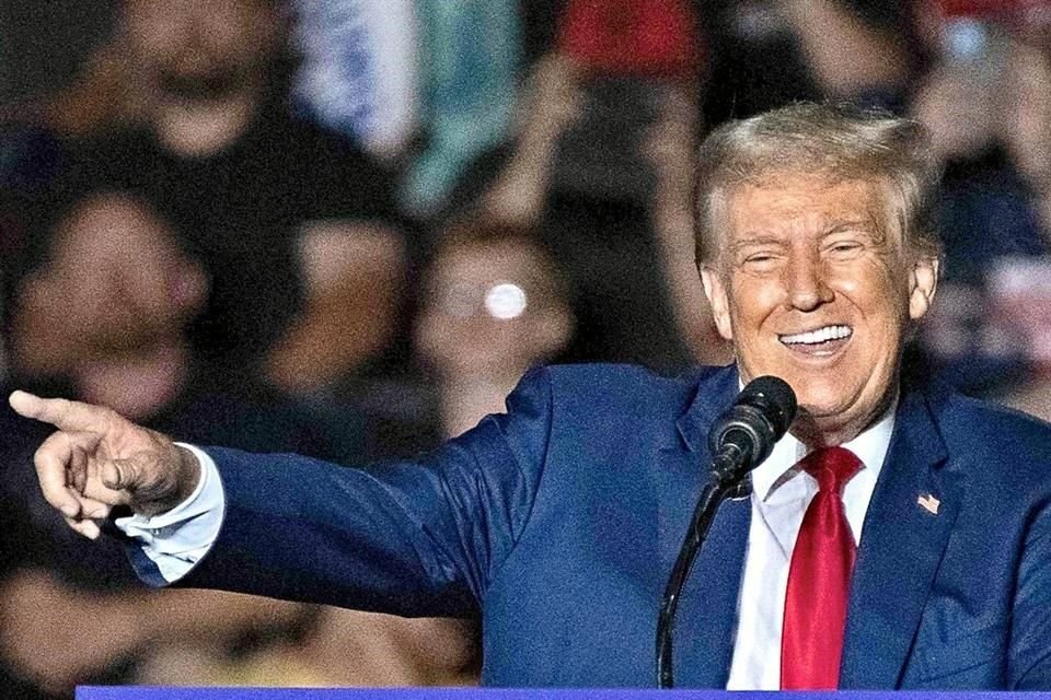 Donald Trump rebasa a DeSantis en casi todos los grupos, regiones y alas ideológicas.