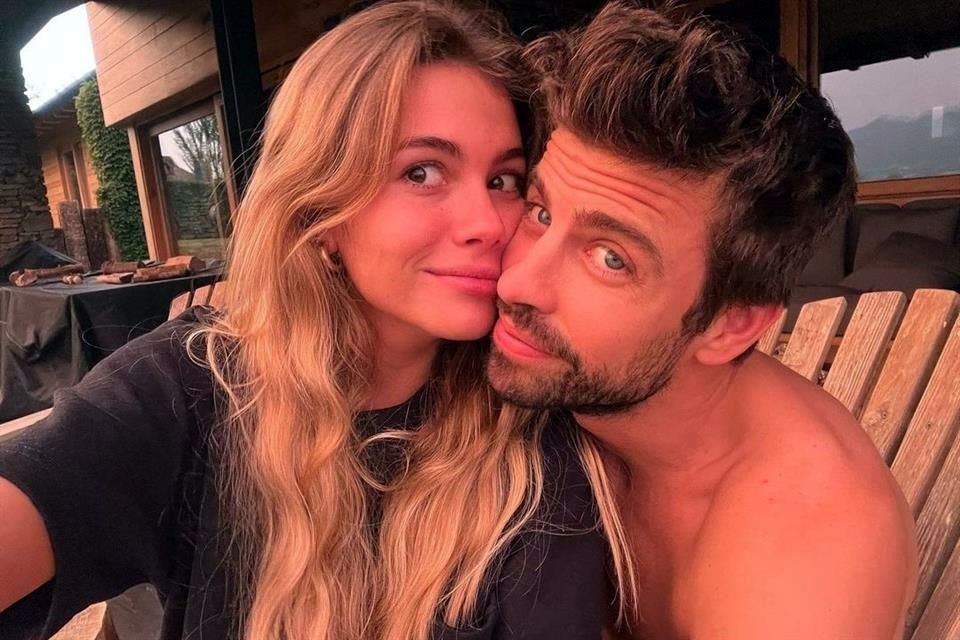 Gerard Piqué y Clara Chía se mudan juntos a una residencia a las afueras de Barcelona, donde también vivió Shakira cuando estaba embarazada.