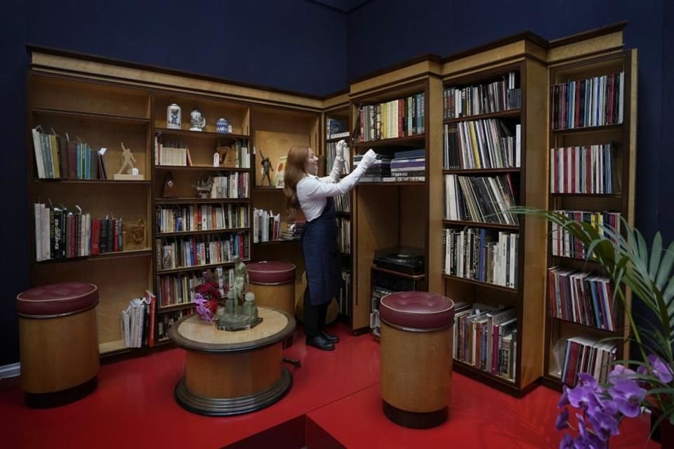 Una recreación de la biblioteca del cantante también será vista en Londres.