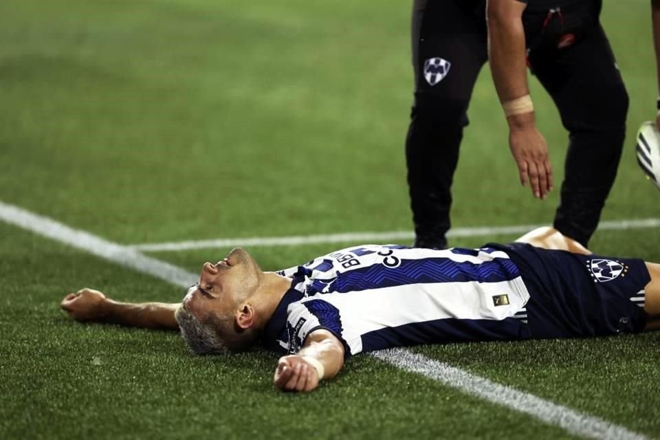 Germán Berterame se lesionó en una de las últimas jugadas del partido entre Rayados y el Portland Timbers.