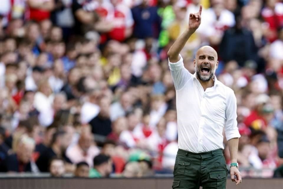 Por momentos, Pep Guardiola  se mostró molesto por el accionar de su equipo.