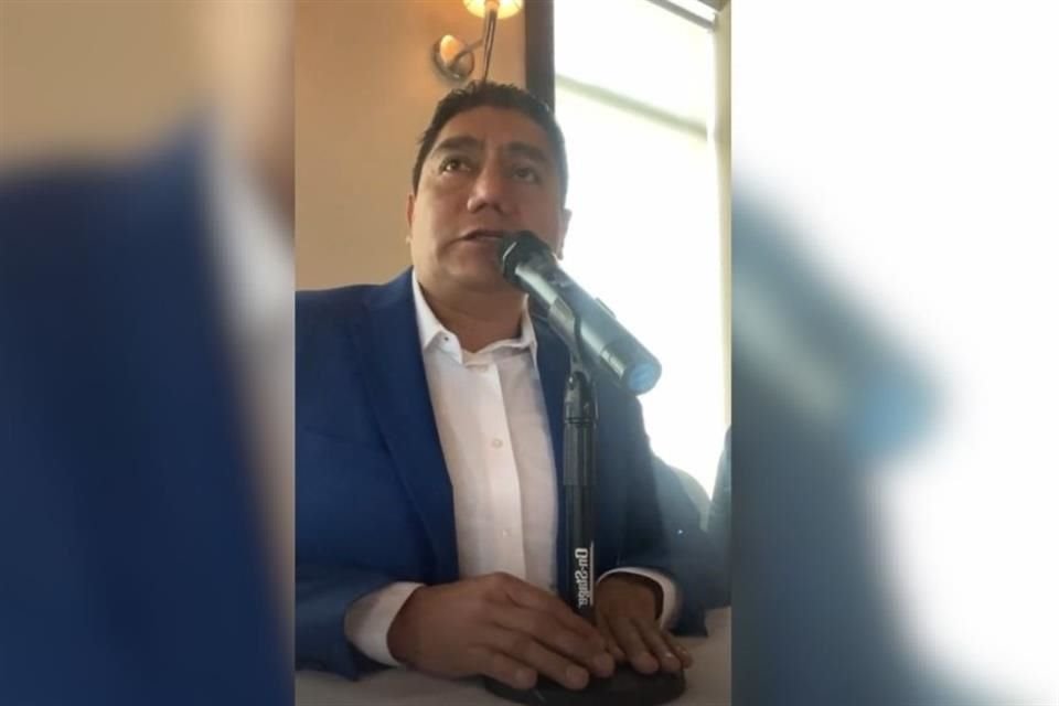 Jorge Luis Preciado anunció que mañana renunciará al PAN.