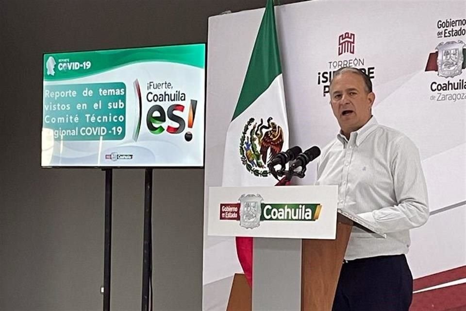 Francisco Saracho Navarro, Secretario de Educación de Coahuila, informó que en esta entidad no se distribuirán los nuevos libros de texto hasta que se emita una resolución jurídica sobre éstos.