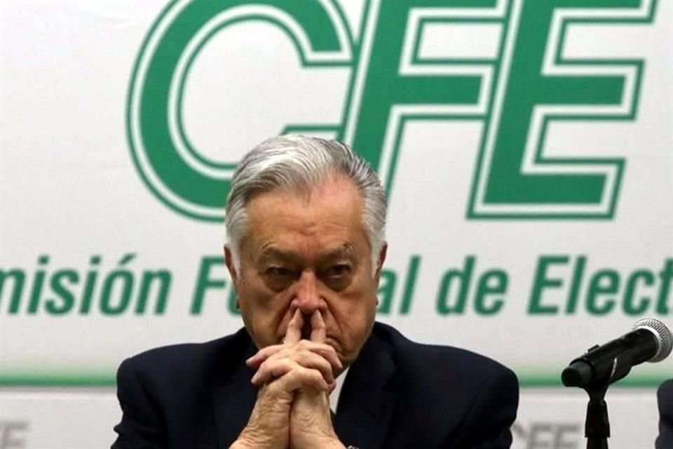 Manuel Bartlett, director de CFE.