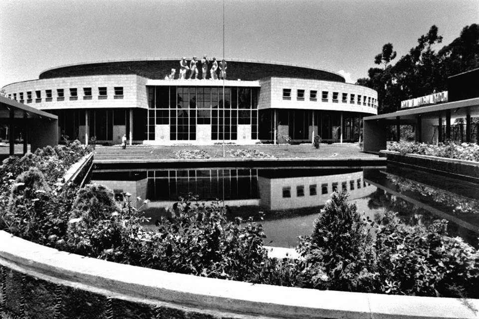 La sede del Conservatorio Nacional de Música, obra del arquitecto Mario Pani, abrió sus puertas en 1946.