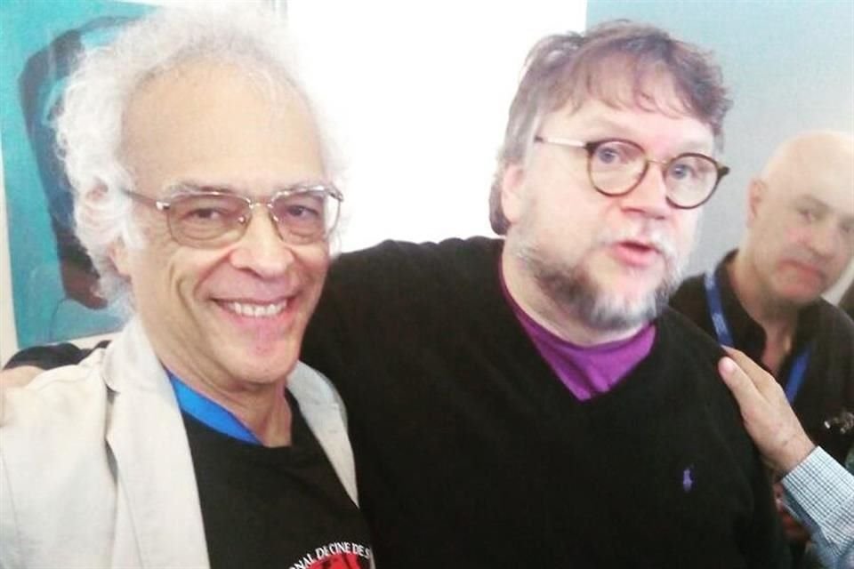 Con Guillermo del Toro, trabajaron juntos en 'La Hora Macabra'.