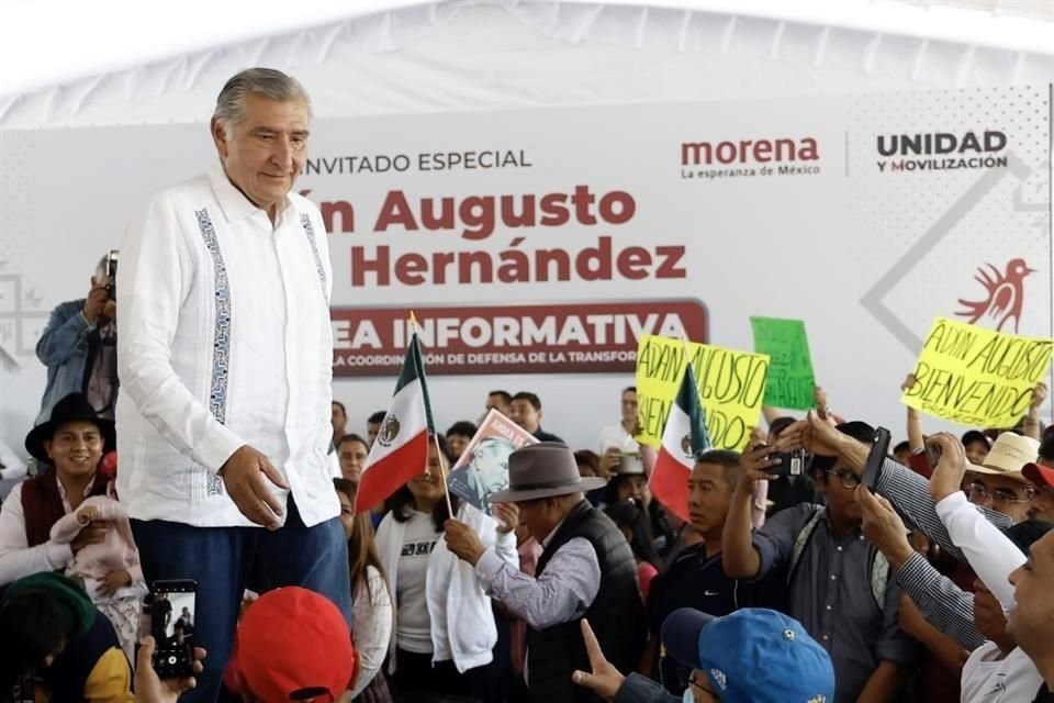 López encabezó en Almoloya de Juárez la primera de sus tres asambleas informativas que tendrá este domingo en el Estado de México.