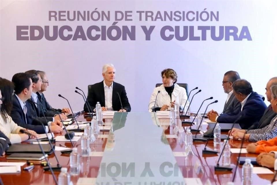 Reunión de transición con el Gobernador de Edomex, Alfredo del Mazo y la Gobernadora electa Delfina Gómez.