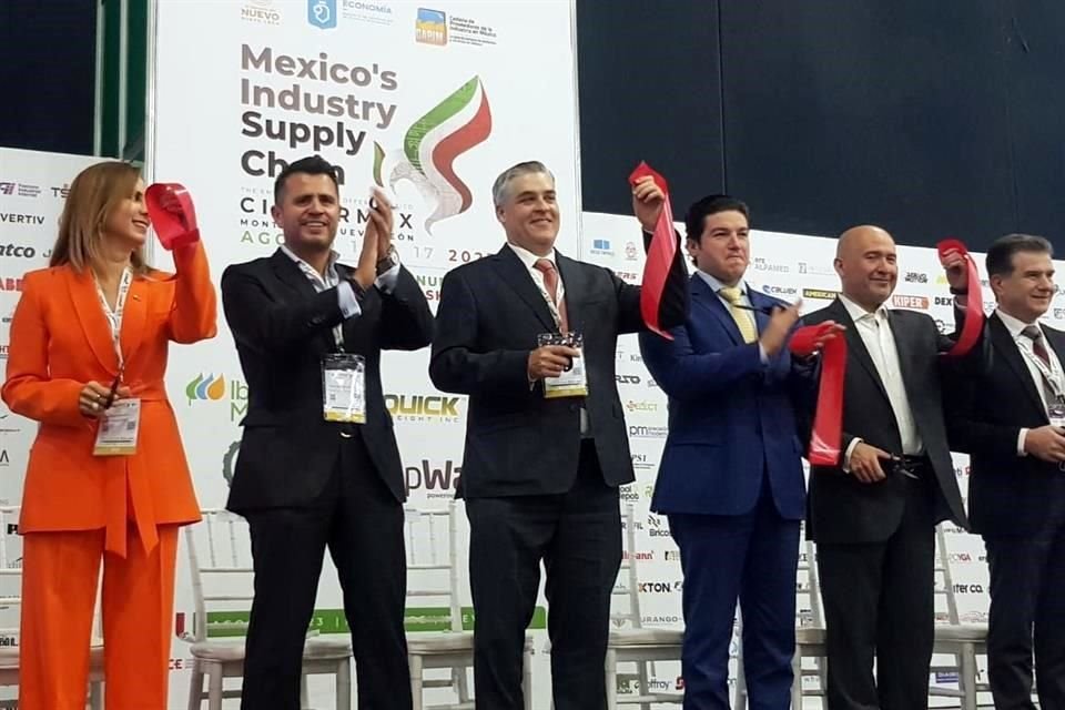 El Mexico's Industry Supply Chain 2023 arrancó en Cintermex con una agenda de más de 3 mil 600 citas de negocios, donde 126 grandes empresas buscan a proveedores de productos y servicios.