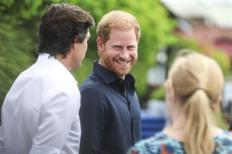 El nuevo proyecto del Príncipe Enrique y Meghan Markle, 'Heart of Invictus', estrenará el 30 de agosto en Netflix; checa el tráiler aquí.