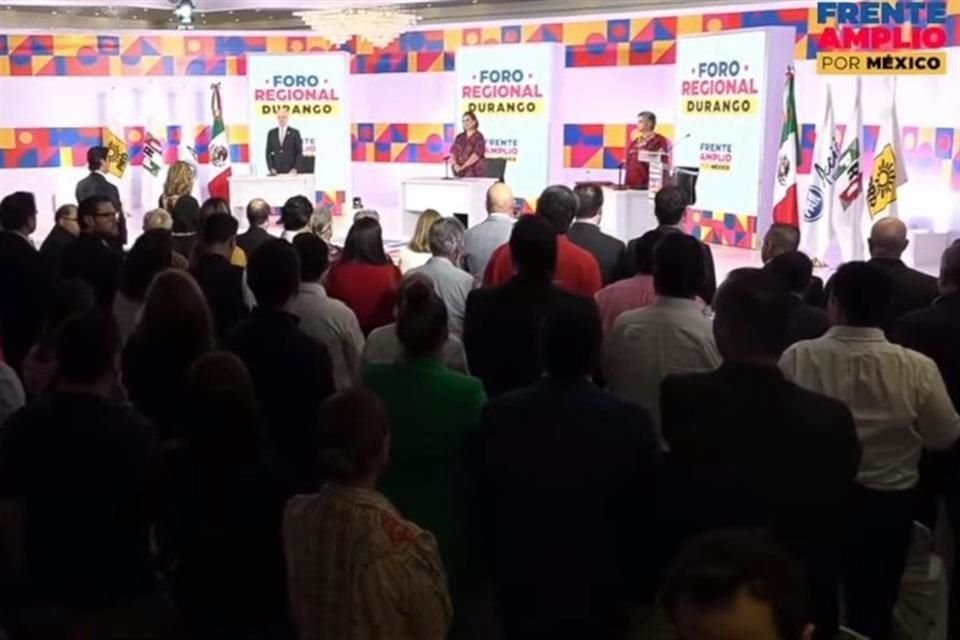 Primer foro de finalistas del Frente Amplio por México en Durango.