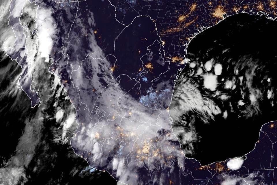 Hilary se degradó a tormenta tropical.