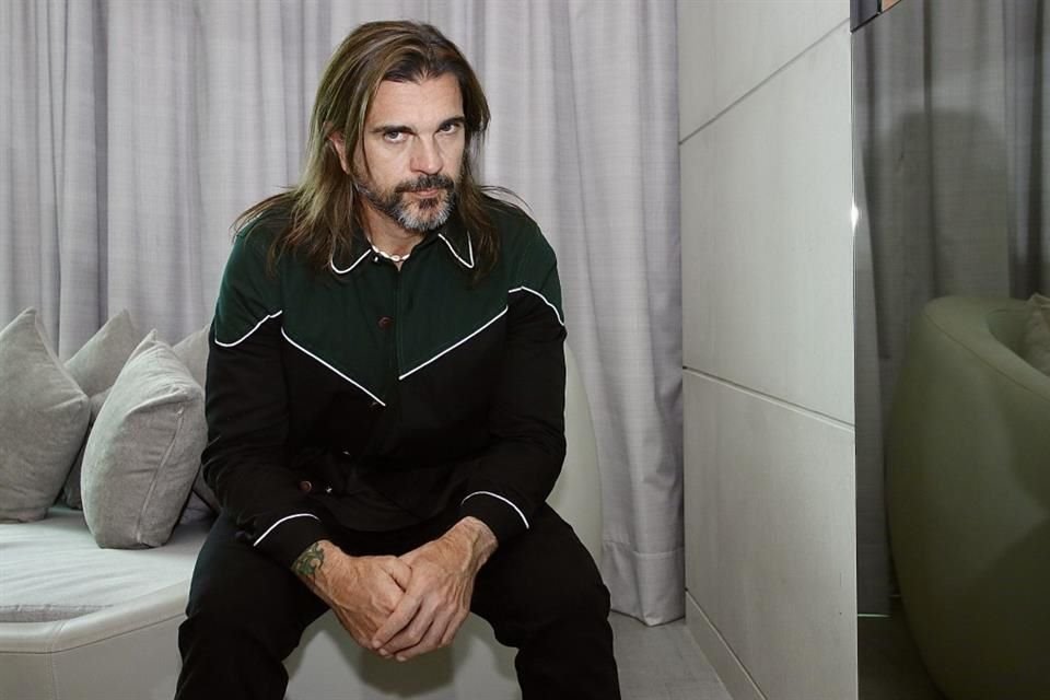 Juanes reveló que tendrá sorpresas e invitados en su presentación que dará el 19 de octubre en el Auditorio Nacional.