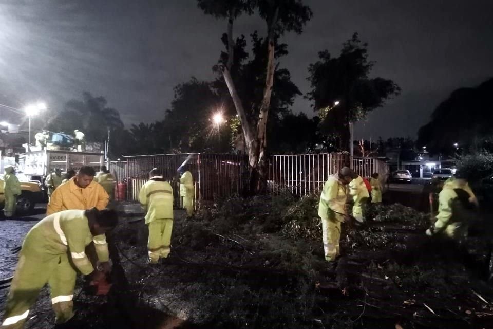 Martí Batres, Jefe de Gobierno, señaló que las secretarías dieron atención a las zonas afectadas por las lluvias e inundaciones.