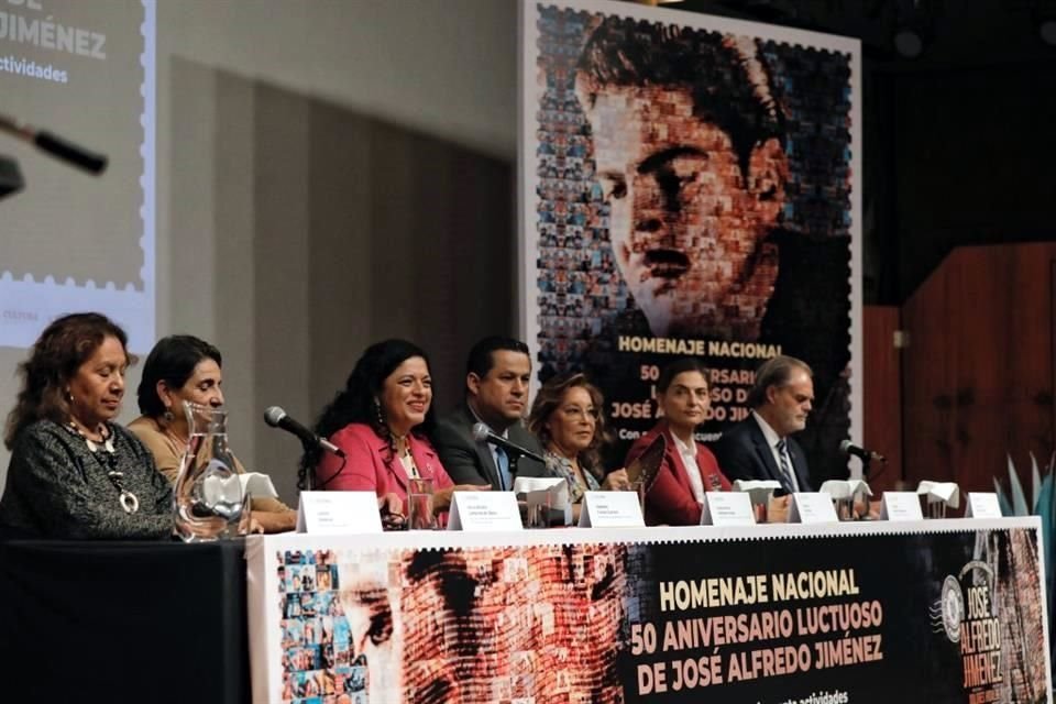 Este martes, en el Palacio de Bellas Artes, funcionarios anunciaron un Homenaje Nacional a José Alfredo Jiménez.