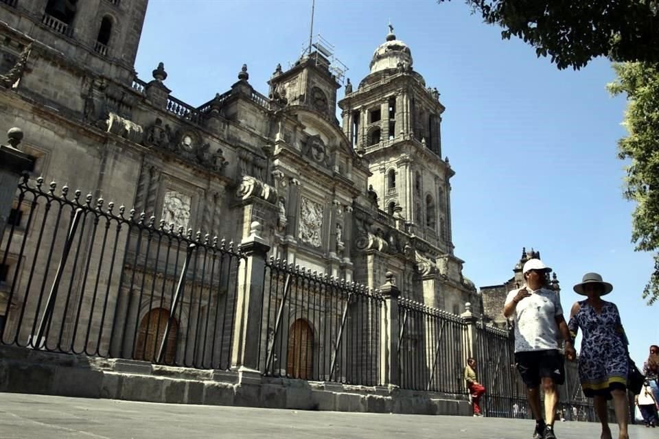 'Las afectaciones que atendimos, tanto en las torres, como en la cúpula principal, como en la bóveda de la nave principal de la Catedral, han sido atendidas, y esto no ha fallado', dijo el titular de la Dirección General de Sitios y Monumentos del Patrimonio Cultural de la SC, Arturo Balandrano.